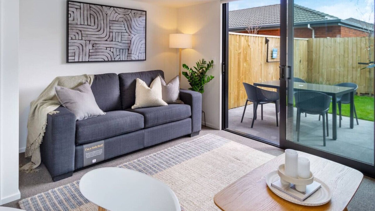 Sydenham House | Comfy Family Haven by Waltham Pool
