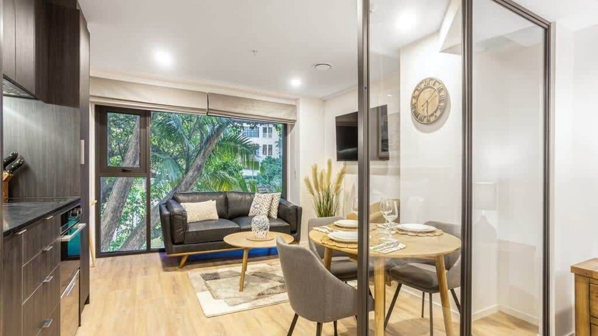 Newton Condo | Condo in Queen St CBD w Pool and Gym Zodiak Stays