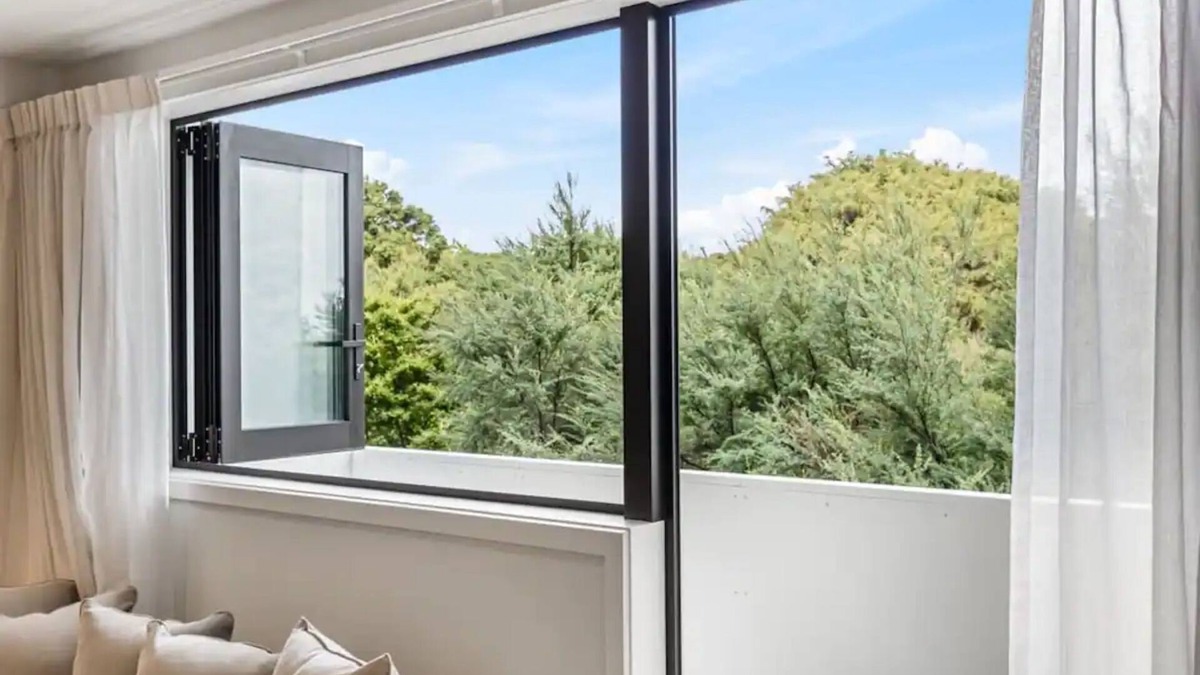 Mission Bay House | Convenient Modern 2-Bedroom Unit With Free Parking