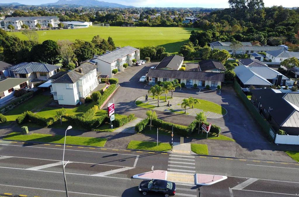 New Plymouth Hotel | Coronation Court Motel