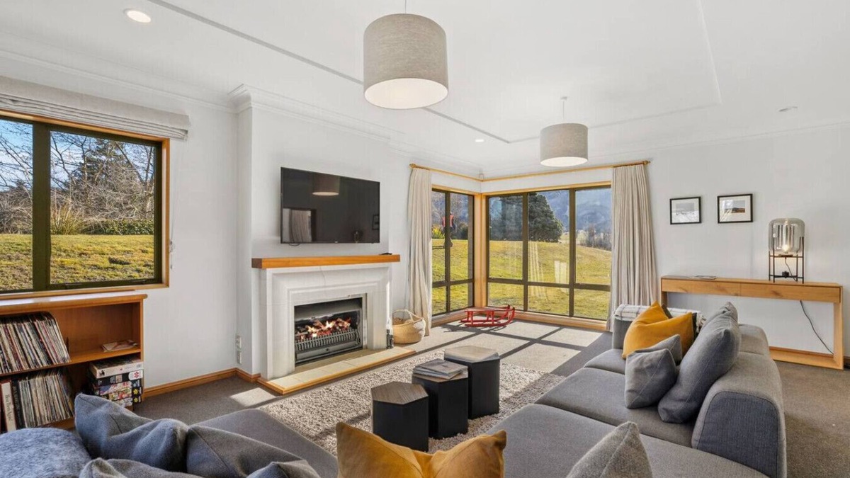 Speargrass Flat House | Coronet View Residence