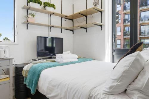 Avondale Apartment | Cosy Apartment at Great North Rd with Kitchenette