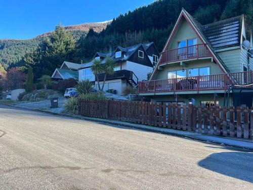 Fernhill Apartment | Cosy & comfortable in Fernhill