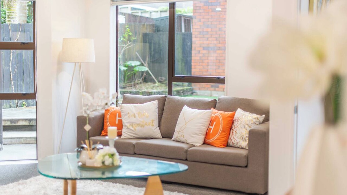 Greenlane - Ellerslie House | Cosy Greenlane Retreat | Calm & Unwind