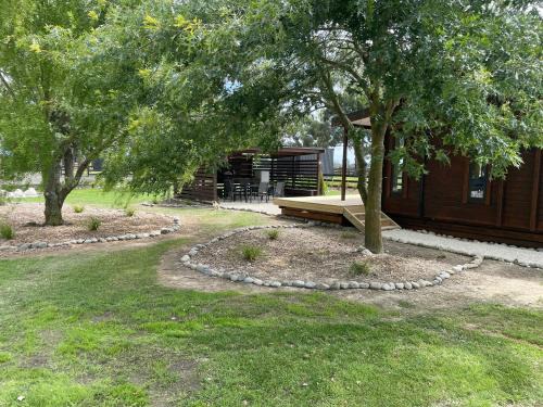 Port Levy House | Country Cottage On City Doorstep