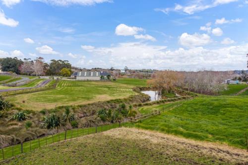 Whitford House | Countryside Retreat with On-site Horse Experiences