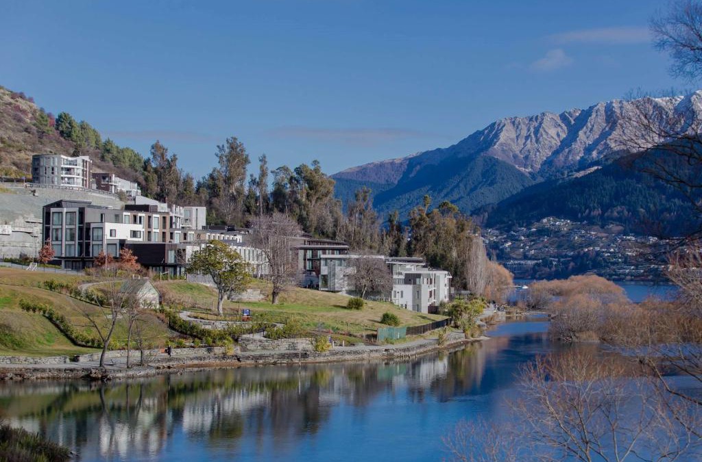 Kelvin Heights Hotel | DoubleTree by Hilton Queenstown