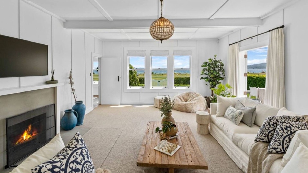 Waitahanui House | Drift @ 5 Mile Bay