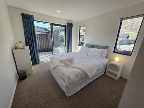 Kapiti Island House | Eco&Chill Homestay