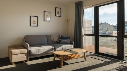 Lake Tekapo Apartment | Entire Unit - 18 Rodman - newly furnished