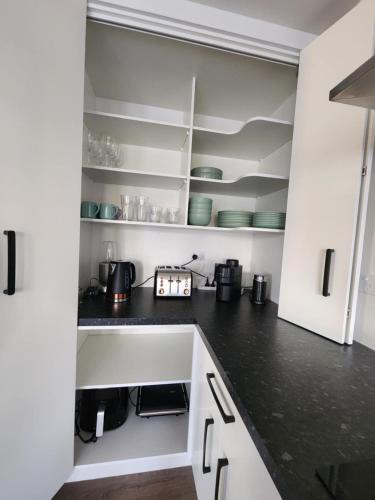Palmerston North House | Evolve! Brand new home on Pioneer mins from PN CBD