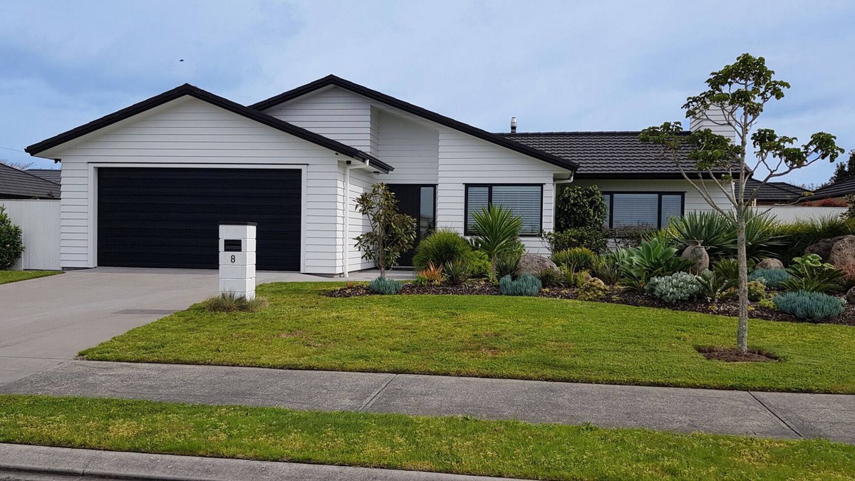 One Tree Point House | Executive Quality 4 Bedroom Home