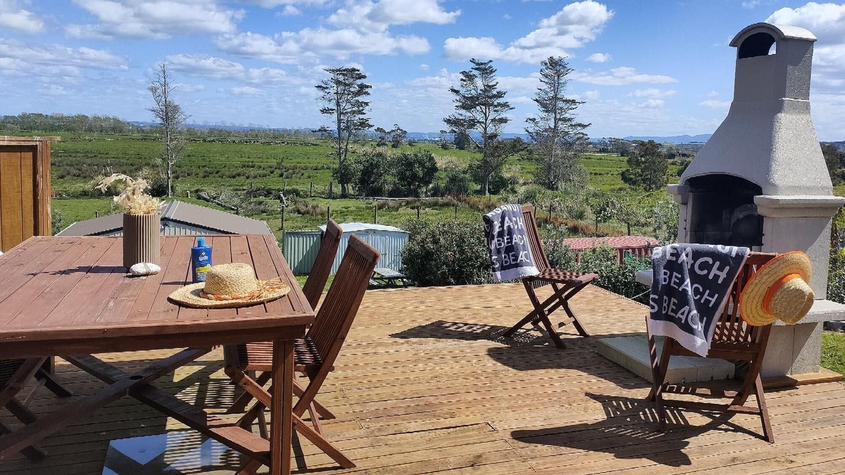 Pukehina House | Family Beach Bach