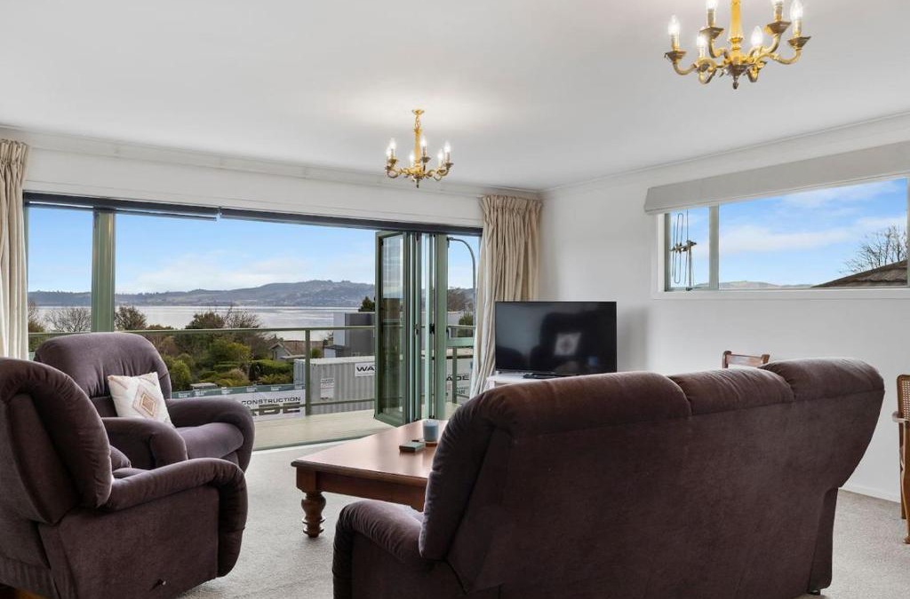 Hilltop House | Family Haven Lake Taupo Escape