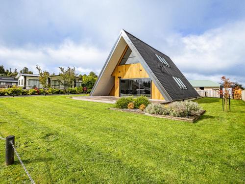 National Park Village House | Findlay Chalet - National Park Holiday Home