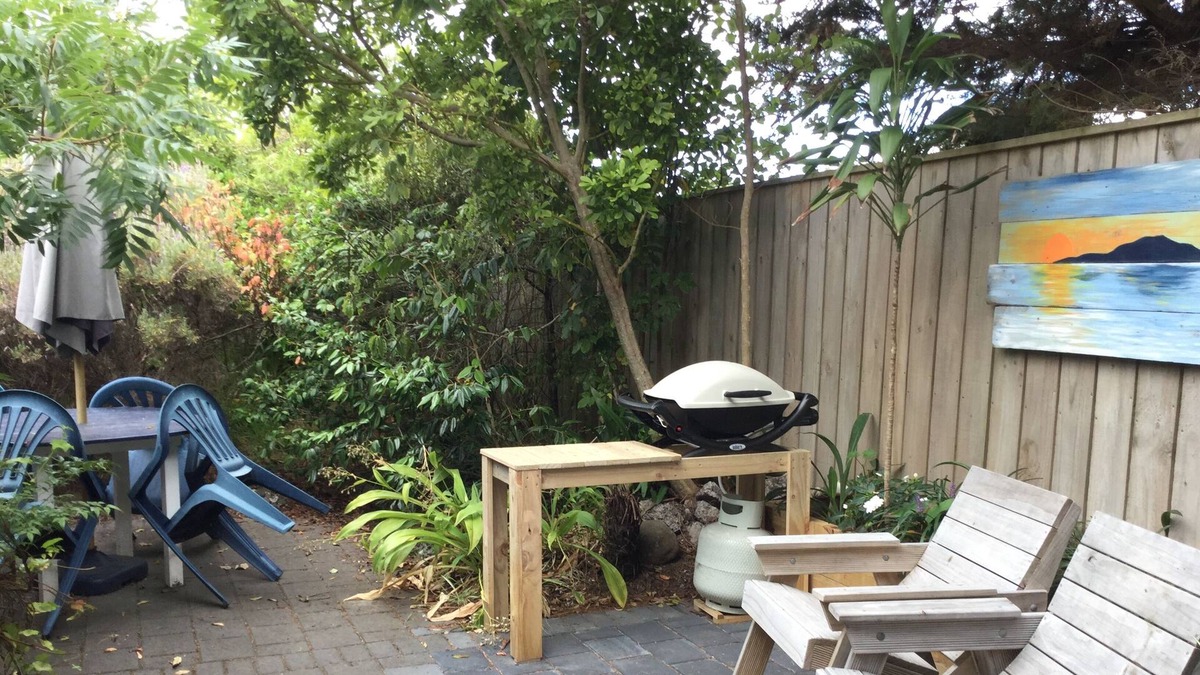 Waikanae Cottage | FOR SALE - penguin cottage / sheltered garden setting