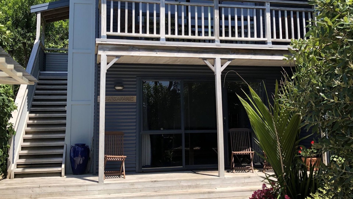 French Pass Bed & Breakfast | French Pass Beachfront Villas