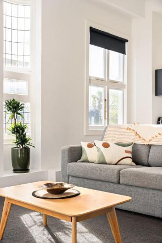 Gisborne Apartment | Fresh 1BR Apt Middle of CBD