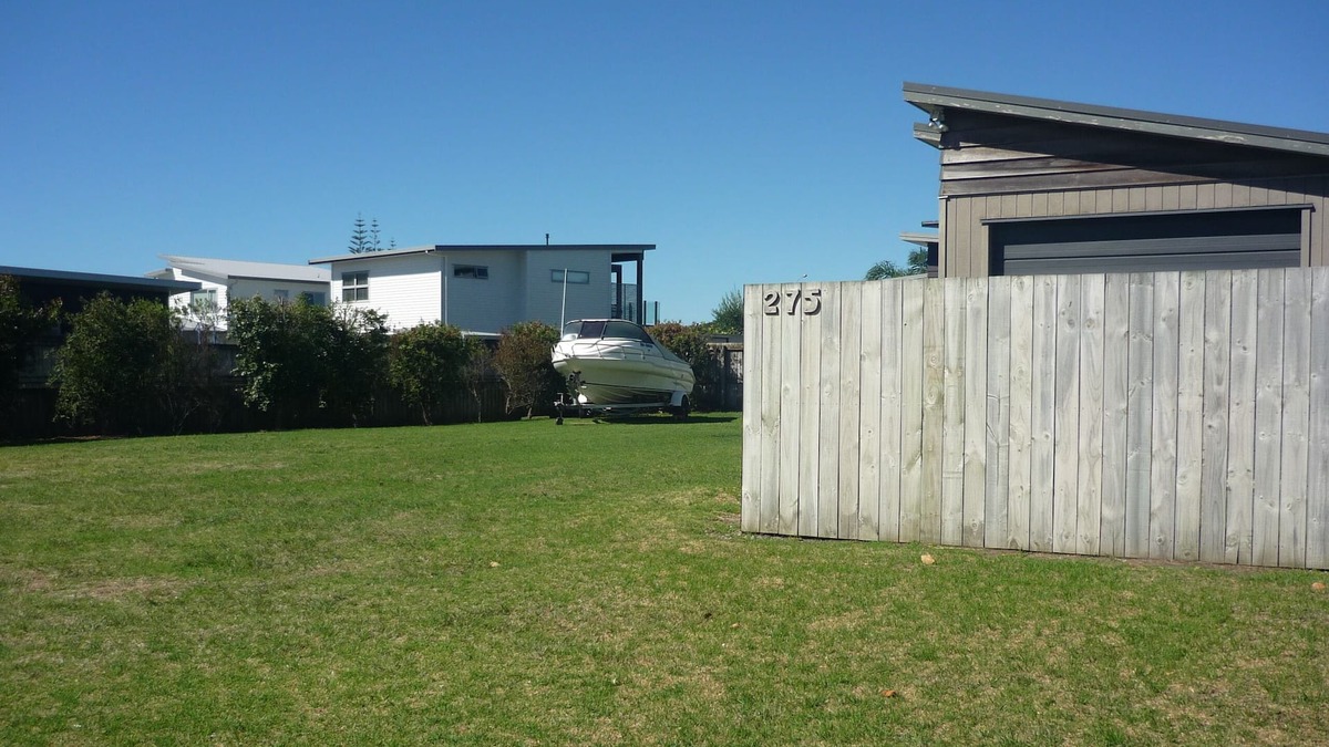 Whitianga Cottage | Fun at the Beach - A Great Spot For A Family Holiday, or a Quiet Retreat