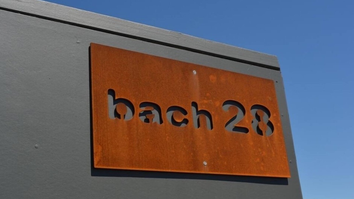Waihi Beach House | Funky retro beach bach
