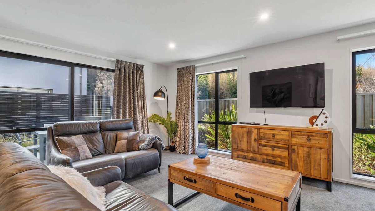 Arthur's Point Apartment | Gallerie Coronet