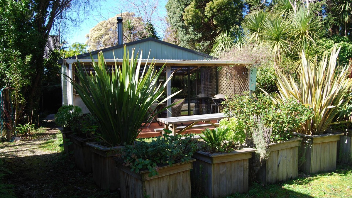 Parapara House | Garden Chalet , Golden Bay Lodge