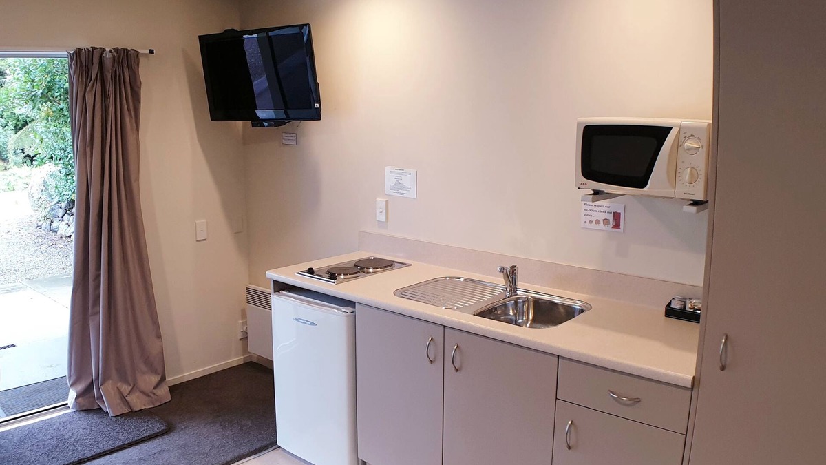 Franz Josef Glacier Hotel | Glacier View Motel