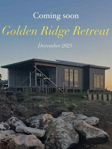 Otorohanga Villa | Golden Ridge Retreat