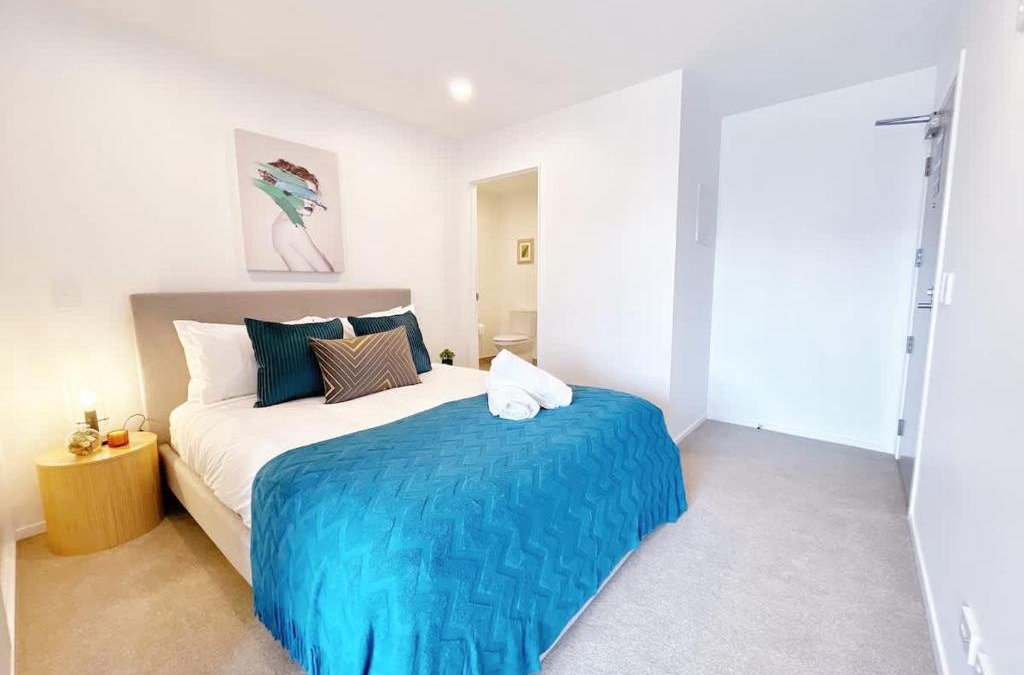 Newton Apartment | Graceful Parkside Scenery 1 Bed & 1 Study VS AC Pool & Gym