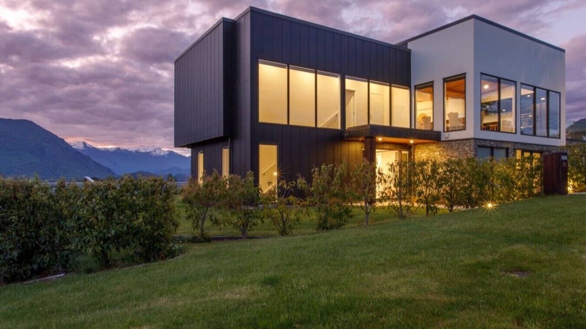 Wanaka House | Grand Peninsula Lodge