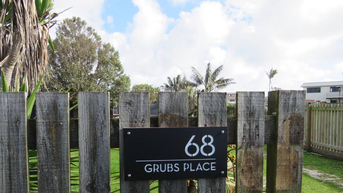 Karkari Peninsula House | Grub's Place, Your Favourite Beach Bach a few Step's From Tokerau Beach