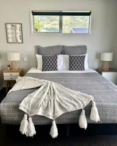 Lower Shotover House | Guest House in Queenstown, New Zealand
