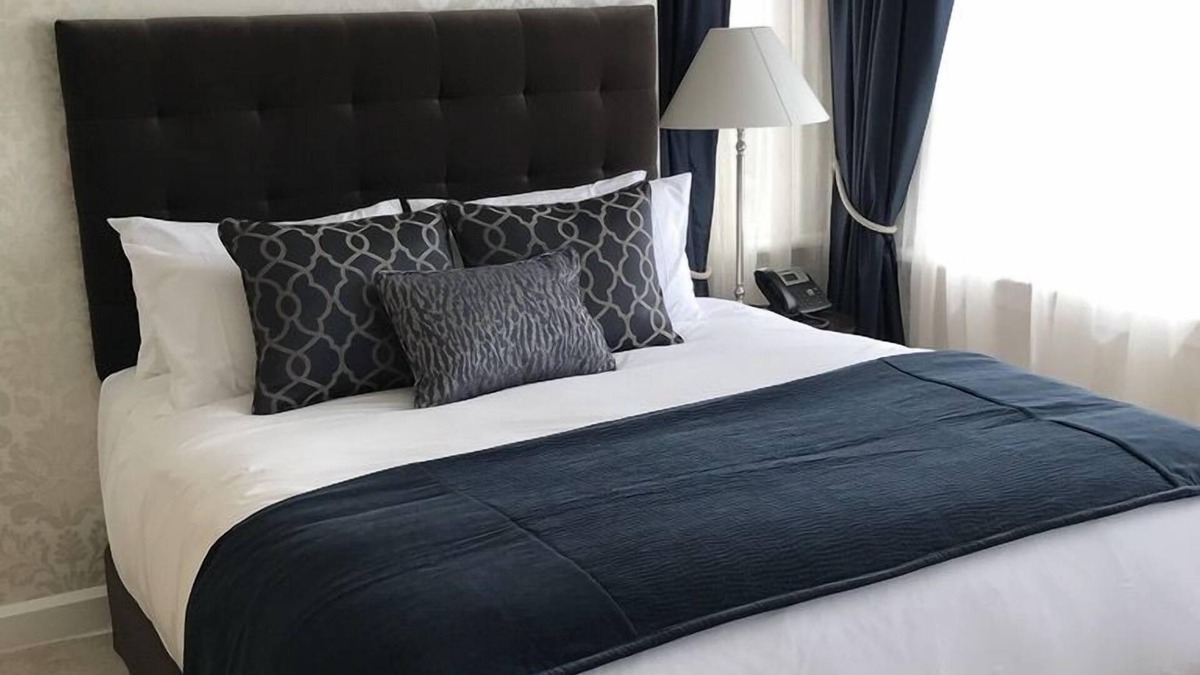 Cashmere Hotel | Hackthorne Gardens Luxury Accommodation