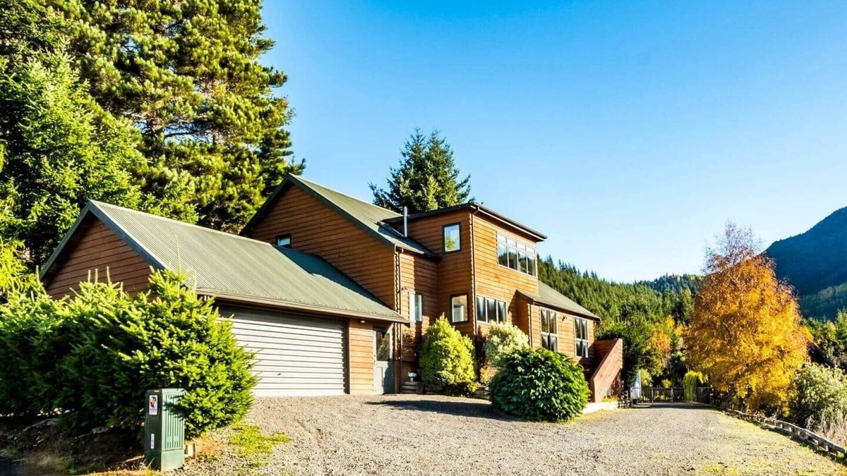 Hanmer Springs House | Hanmer Haven + Games room