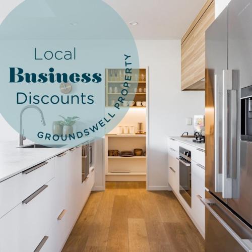 Raglan House | Harbourview Haven Walk to town