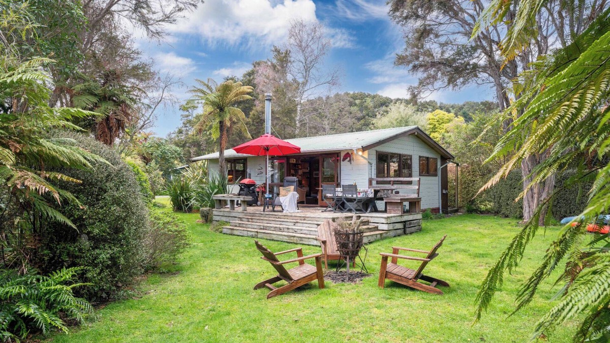 Hatepe House | Hatepe Lake Taupo Retreat