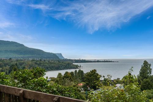 Pukawa House | Hauraki Haven - Lake Taupo Holiday Home