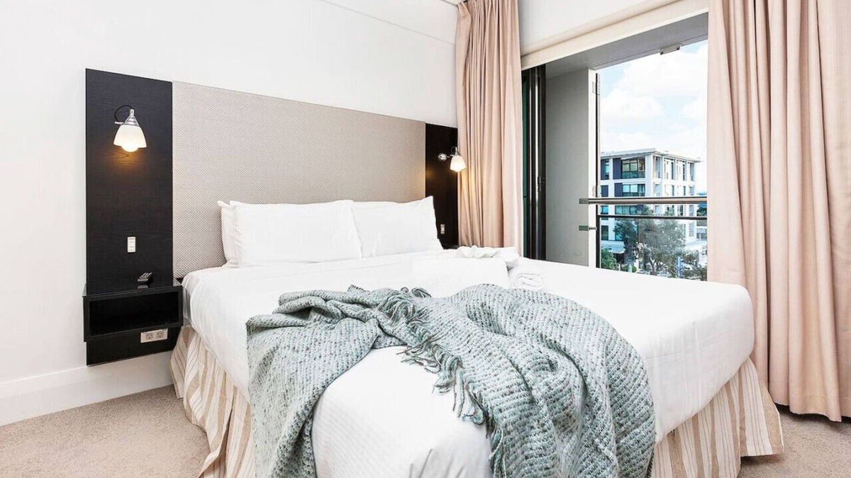 Auckland Central Business District Apartment | Heart of the Viaduct Waterfront Views & 2 Bedrooms
