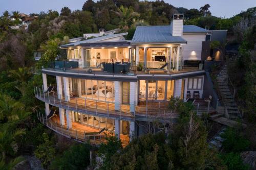 Russell Villa | Heaven NZ - Russell Luxury Accommodation - 3 Bedroom
