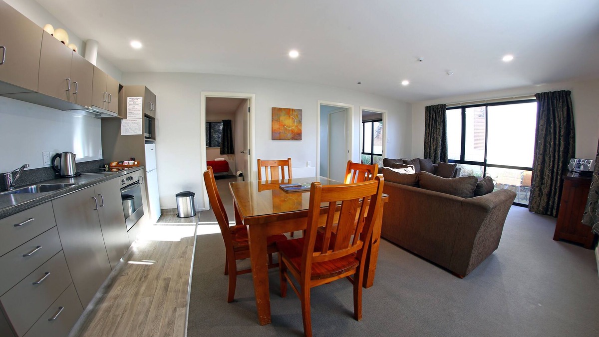 Oamaru Hotel | Heritage Court Lodge