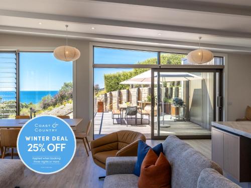 Onetangi House | Heron Ridge - Coast and Country Waiheke