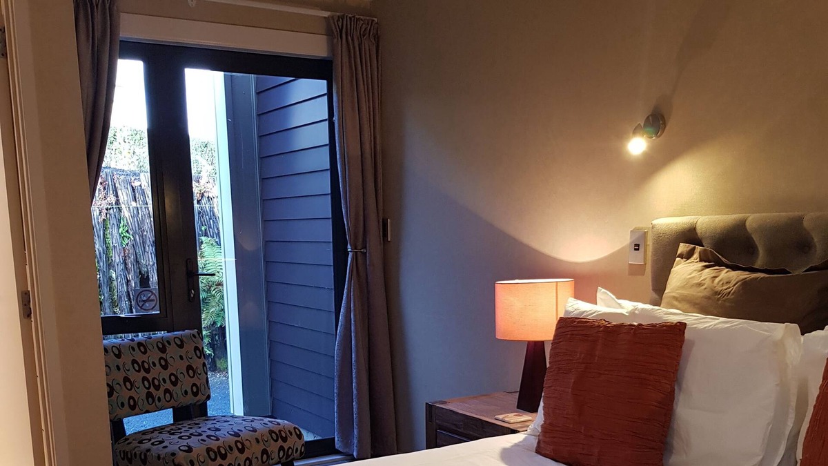 New Plymouth Bed & Breakfast | Heta Bed and Breakfast