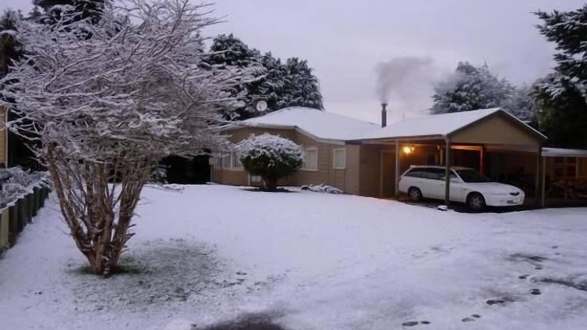 Ohakune House | HIDDEN GEM Ohakune near to Ohakune Junction and 5 min walk to local Powder Horn