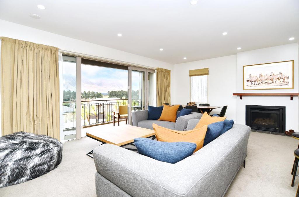 Windwhistle Apartment | High Country Villa 250 - Terrace Downs