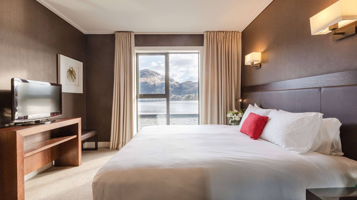 Kelvin Heights Hotel | Hilton Queenstown Resort & Spa