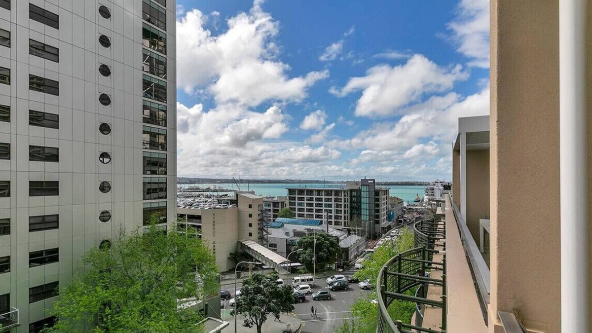 Auckland Central Business District Apartment | Hobson Quay Penthouse 3 Bed Views Parking Viaduct