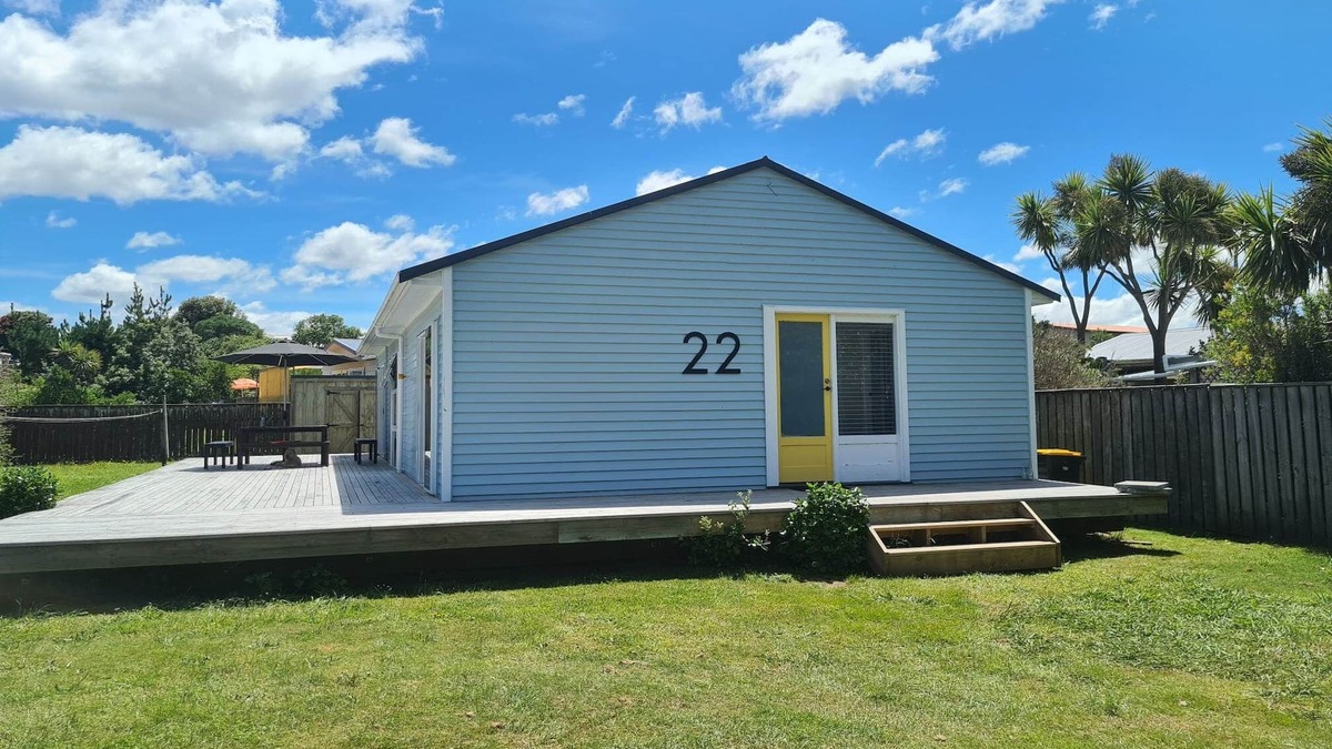 Waitarere Beach House | Holiday Pad on Hydrabad