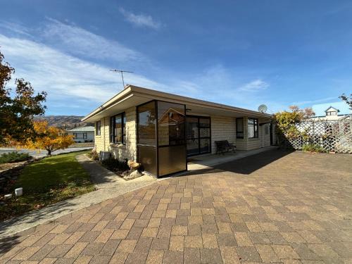 Lowburn House | Home Away From Home