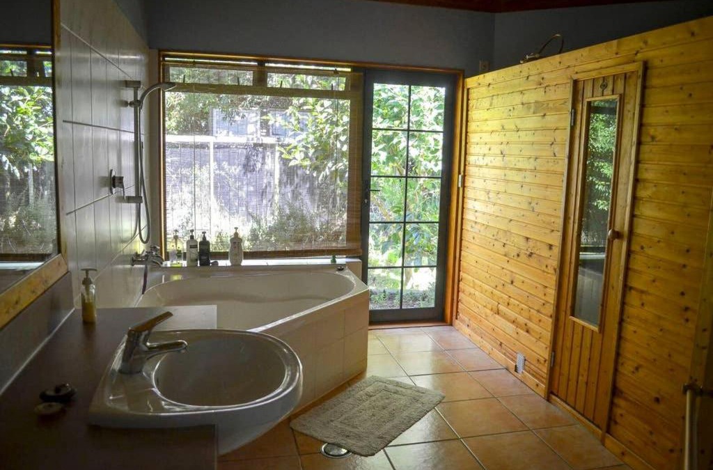 Tuamarina House | Home in the vineyards
