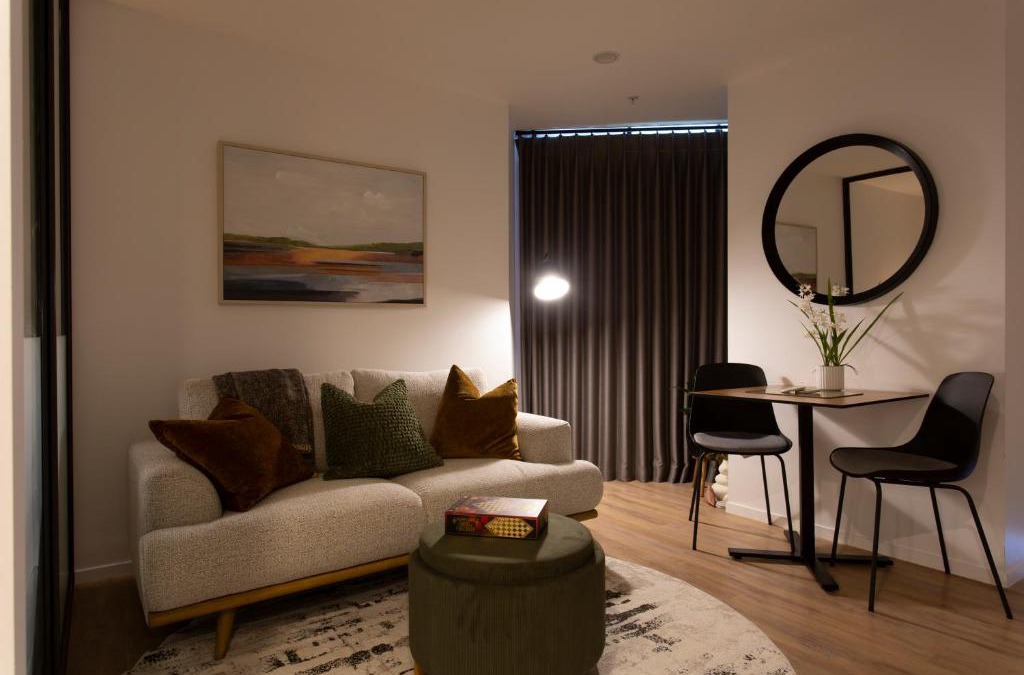 Newton Apartment | Honeycomb by Homello
